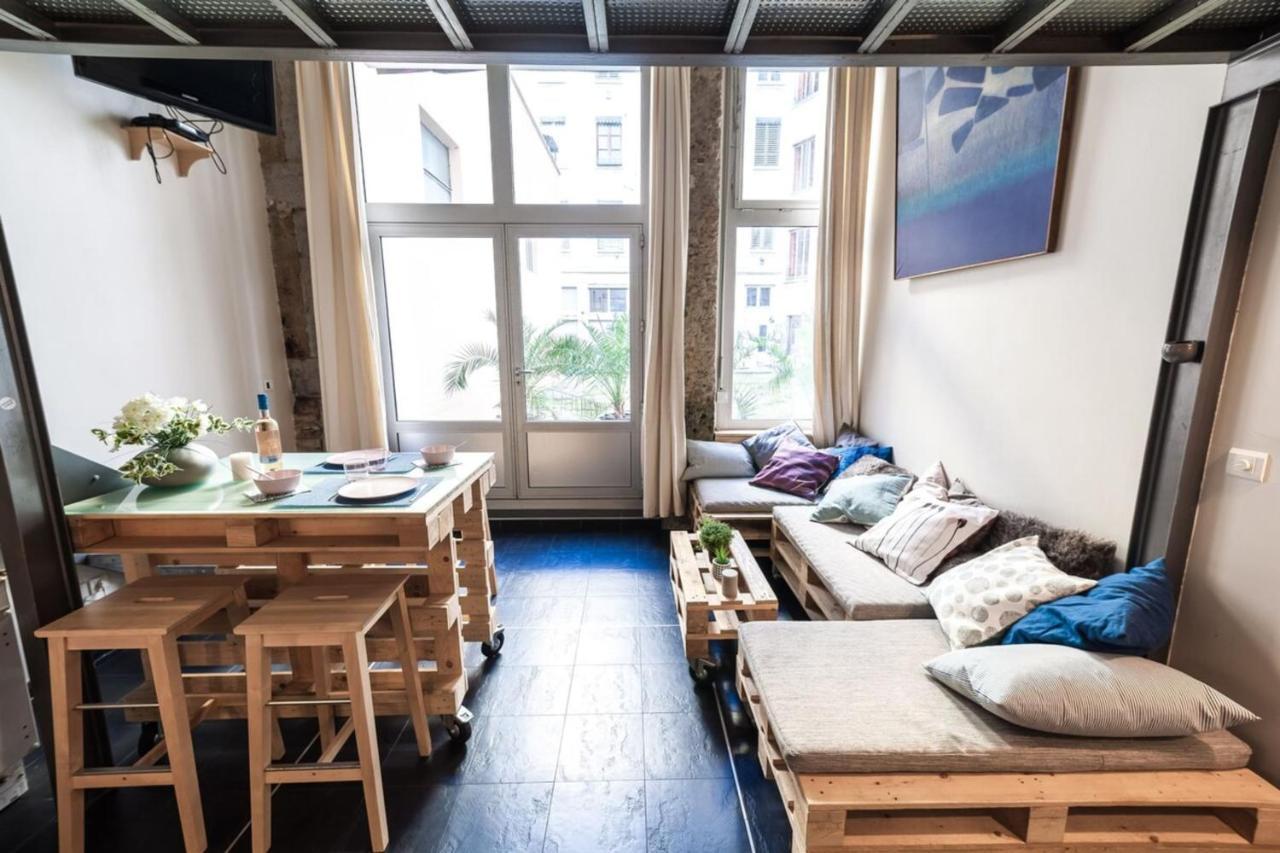 リヨンQuiet Duplex Near Brotteaux Part-Dieu And Parc Tete D'Orアパートメント エクステリア 写真